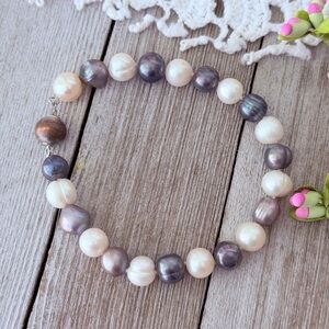 Vintage Freshwater Pearl Bracelet neat clasp